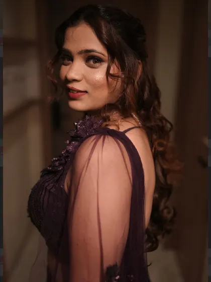 Another angle of this beautiful sangeet look. The makeup is designed to look great both in person and in professional photos.