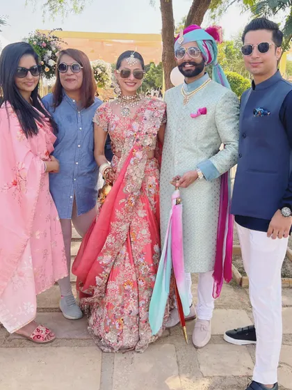 Posing with the resplendent couple and the amazing wedding planning team. It was an honor to be part of their three-day celebration in Jaisalmer.