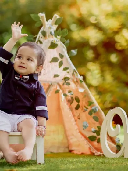 A perfect day outdoors for a first birthday, captured in every precious frame.