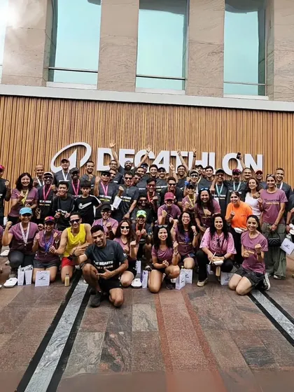 A tribe forged in sweat. This is the victorious crew from Fatigue Training 4.0, a six-week running festival I created in partnership with Decathlon. We don't just run; we build a community of warriors who celebrate the grind together.