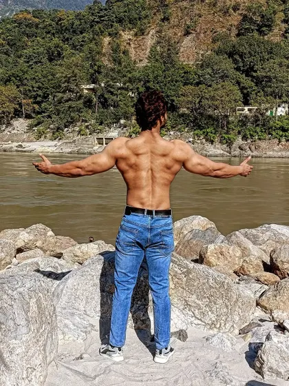 Jai Bhole. A back shot in Rishikesh, combining my love for fitness and spirituality.