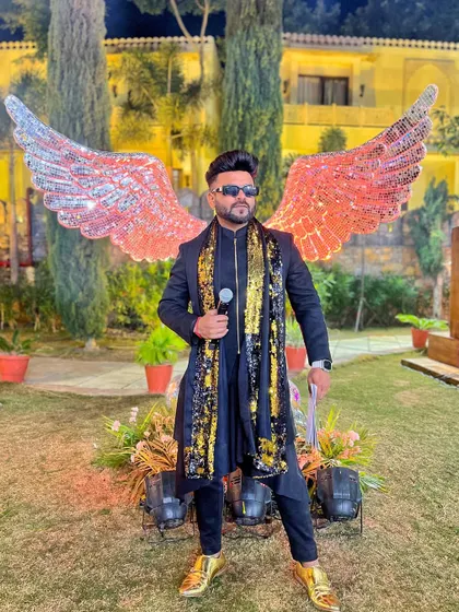 What does your style say about you? Mine says "exceptional and effortless." This black and gold outfit is fit for a king.