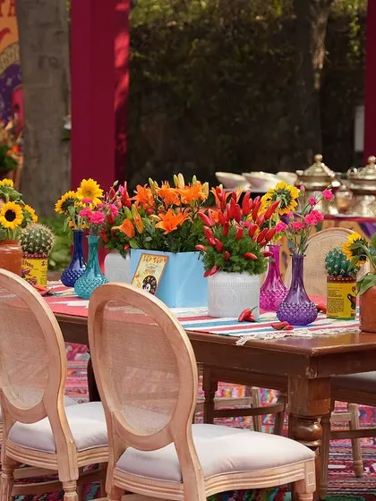 A duplicate of image 292, showing the long, festive dining table.