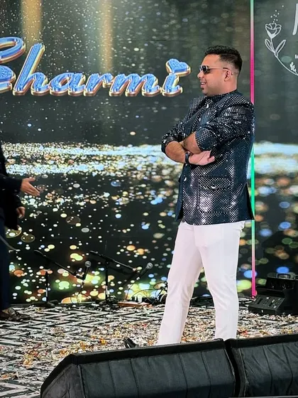 A moment of calm before the storm. Standing on stage, I take a second to prepare before unleashing the energy for a fantastic Sangeet night for Monil and Charmi.