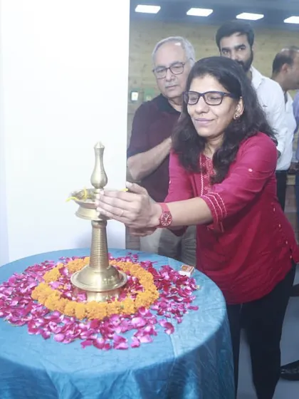 We were honored to have Olympian and Arjuna Awardee Ms. Deepali Deshpande inaugurate our academy by lighting the ceremonial lamp.
