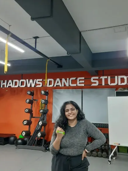Vedha has earned her green band for a fabulous performance in the advanced level. A fantastic accomplishment.