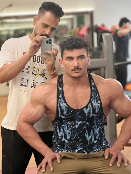 Bulk mode on. My champ will bring his best this time. This is where we build the foundation.