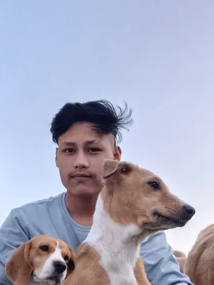 A selfie with some of the crew. The bond between our caregivers and the dogs is incredibly strong and built on mutual trust and affection.