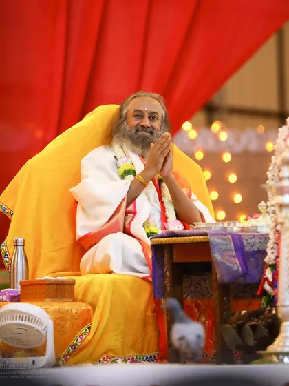 A moment of gratitude and prayer during the Maha Sudarshan Homa. These celebrations are a time to connect with the Self and express thankfulness for all the blessings in our lives.