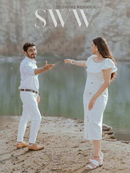 A creative pre-wedding shot that plays with perspective and composition. This is an example of how we think outside the box to deliver unique images.