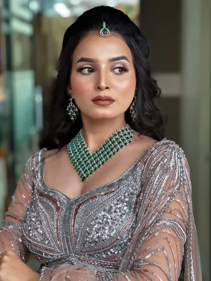 This look is perfect for a daytime event or an engagement party, where the makeup needs to be fresh and elegant.