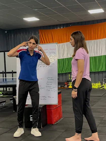 Mindset is key in self defense. Here, our coach discusses the importance of staying calm and aware, a crucial component of the training we provide in our workshops.