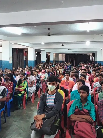 A packed hall of students at Swami Vivekananda Rural First Grade College. As part of our outreach, we spoke about technology, sensors, and career opportunities in STEM.