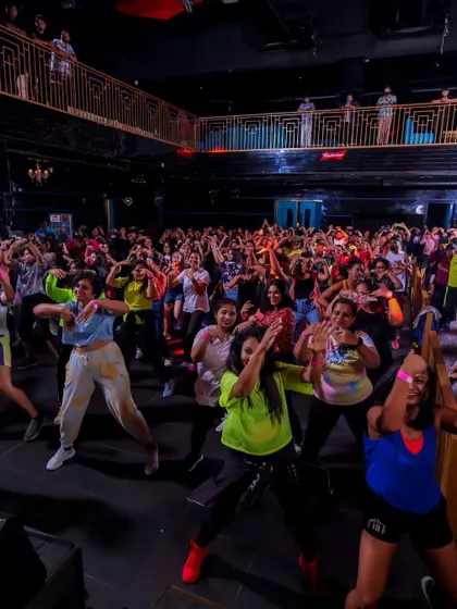 The entire club filled with people dancing in unison. An incredible sight.