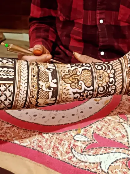 This is another angle of the design from the previous video, showing how all the different traditional patterns come together to form a cohesive piece of art.