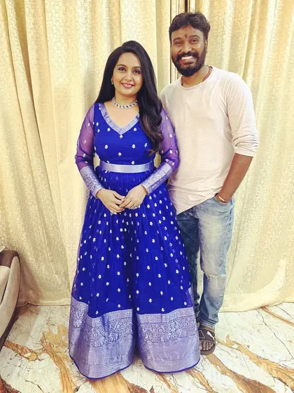 With the very sweet actress Shruthi Krishna on the set of 'Gichchi Giligili'.