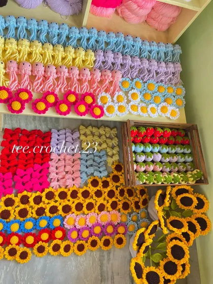 An overview of a huge keychain and amigurumi order, showing the full range of my small creations.