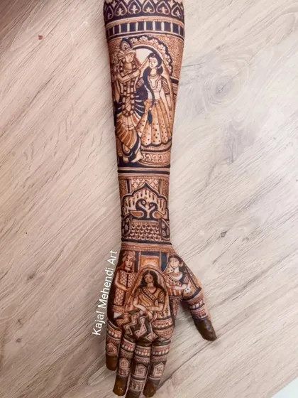 This is the level of artistry we work towards. This full-arm bridal mehndi tells a story with a Radhe Krishna theme, intricate details, and personalized elements for the bride. In my advanced course, you will learn how to create such detailed figure work.