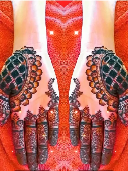 A modern take on a 'jaal' design, with a bold checkerboard pattern on the back of the hand.