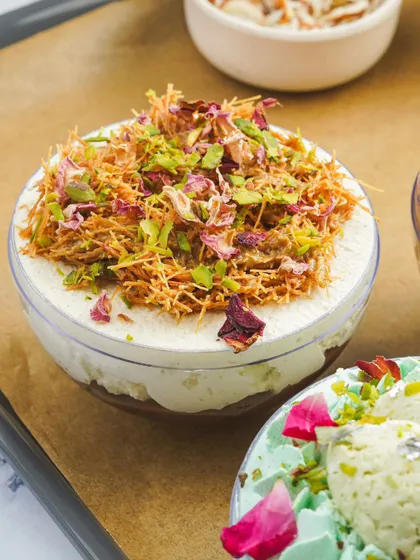 The Pistachio Kunafa and Belgian Chocolate Fusion Globe combines crunchy, creamy, and rich textures. This is a perfect example of the travel-friendly and in-demand pairings I teach.