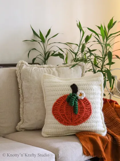 Just a few autumn touches around my home, featuring the pumpkin cushion. It’s amazing how a small decorative piece can signal the changing of the seasons.