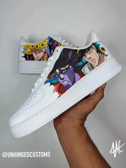 This shot shows both shoes of the Jojo custom, with Jotaro Kujo and his Stand, Star Platinum, on the other side. A dynamic pair for any fan of the series.