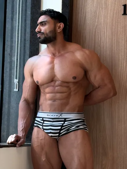 Another angle of the window pose.