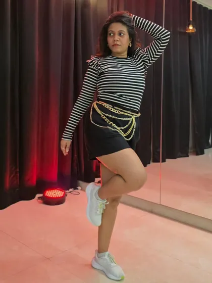 Just feeling the charmer energy in the studio. A dance pose that captures the confidence and style we encourage in our classes.