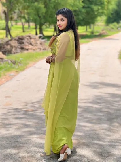 This outfit is for those who are born to stand out. The unique color and modern silhouette make it a bold choice.