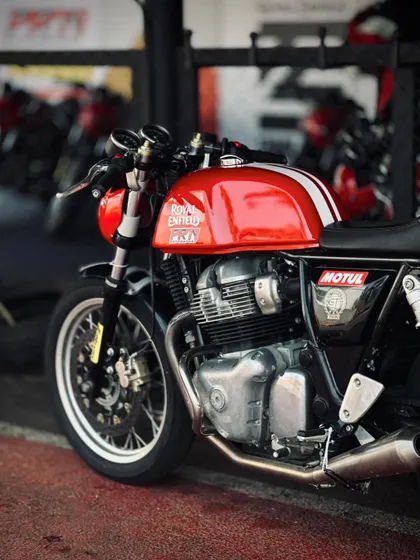 A beautifully captured shot of a race-prepped Royal Enfield GT 650 in the pits, ready for action.