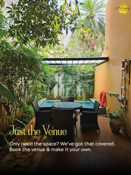 This cozy nook with a private plunge pool is one of our many versatile spaces. It's perfect for smaller, more intimate gatherings or as a private breakout area during a larger event.