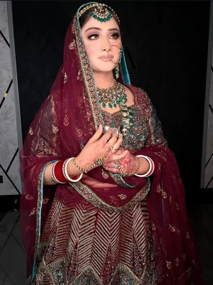 The complete look of the bride, exuding grace and royalty.
