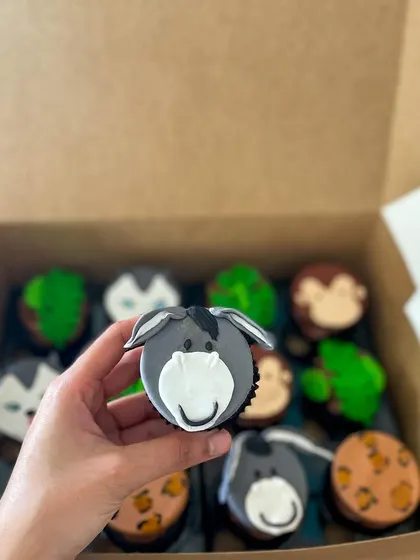A friendly donkey face, another addition to the jungle-themed cupcake set.