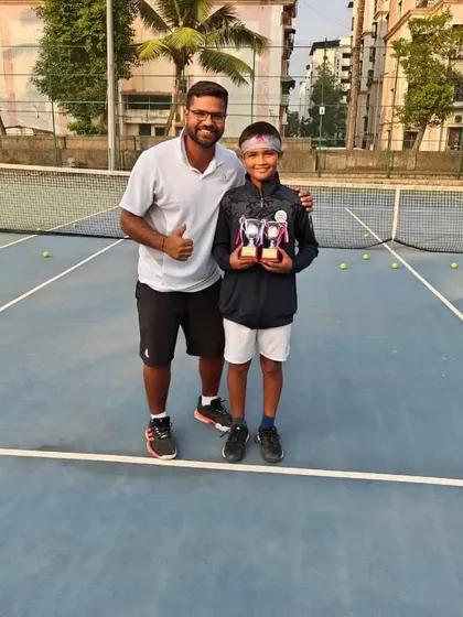 A coach's thumbs-up for Aarav's strong performance, securing two runner-up finishes at the Jaipur National Series.