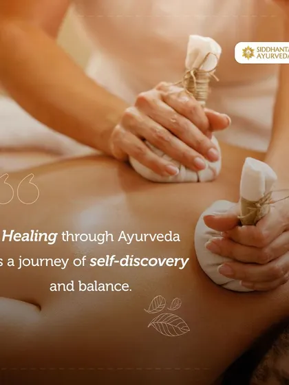 The application of warm herbal poultices, known as Churna Pinda Sweda, is a journey of self-discovery and balance. This therapy directly targets pain and inflammation, melting away stiffness.