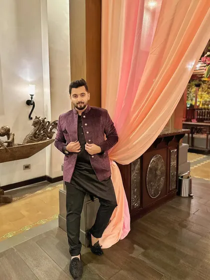 A full look at my Indo-western outfit for a Sangeet performance. The combination of a modern jacket with a traditional kurta is perfect for a high-energy Bollywood set.