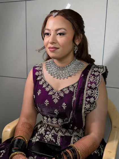 Another shot of Meghana's glossy reception look. I always advise my clients that this type of makeup is best for indoor, air-conditioned events to maintain its finish.