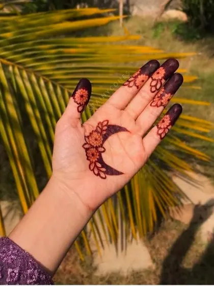 A bold and beautiful design with a dark-stained crescent moon decorated with flowers. The contrast makes the design pop, especially with my color guarantee.