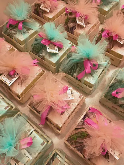 A closer look at the beautiful tulle wrapping on our Diwali hampers, available in a variety of pastel shades.