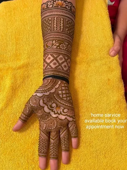A clean and precise design featuring intricate geometric patterns. This style is perfect for someone who loves detail and symmetry.