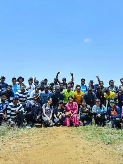 This wide shot shows the scale of a corporate trek we organized. Getting the whole company outdoors is a fantastic way to boost overall morale.