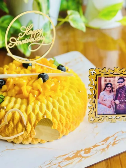 Mango season is here! Our best-selling Mango Tres Leches, Mango Blueberry, and other mango delights are back. They are fresh, juicy, and the perfect way to celebrate summer.