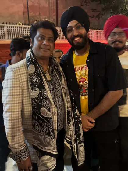 With the one and only Humsar Hayatt ji. Being surrounded by such musical legends is always an inspiring experience.
