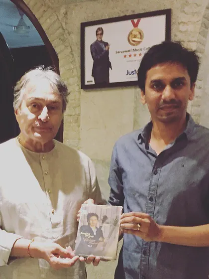 Hosting Sarod maestro Ustad Amjad Ali Khan was a true honor. My venue is not just for popular music but is also a respected space for classical arts, offering a fitting environment for legendary musicians to share their craft.