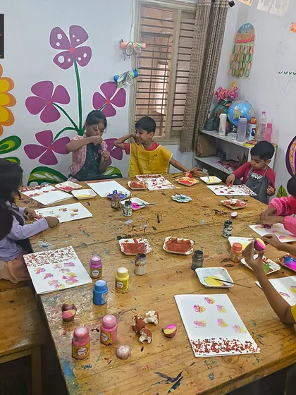 A snapshot of our studio during a vegetable printing session. You can see the focus and engagement as each child uses natural materials to create patterns. This is what happy, hands-on learning looks like.