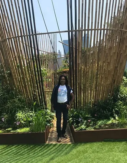 I was fascinated by this large, modern bamboo structure at an international garden show. Using natural materials in contemporary designs is a trend I love to incorporate in my work.