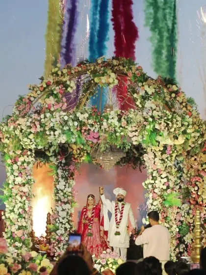 A spectacular moment with colorful smoke bombs at this Mahabaleshwar wedding. We aim to capture the most vibrant moments of your day.