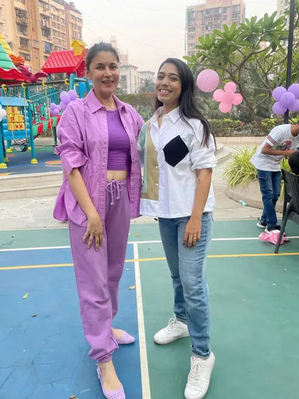 A lovely picture with the talented Shabana Raza Bajpayee. Meeting and interacting with such warm and humble personalities is one of the biggest perks of my job.
