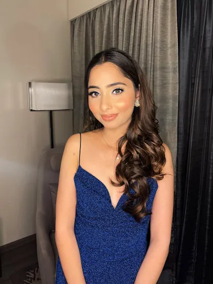 Khyati looks effortlessly chic. This makeup is perfect for someone who wants to look polished without being overdone.