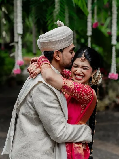 A candid moment of pure laughter and joy. We love capturing the uninhibited happiness of our couples, creating photos that are full of life and energy.
